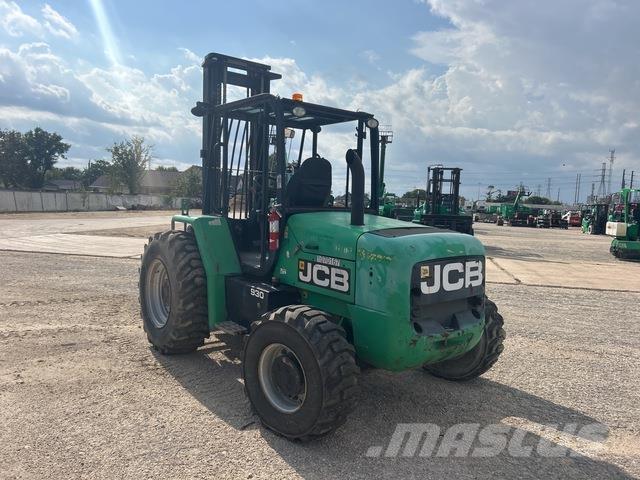 JCB 930 Visureigiai krautuvai