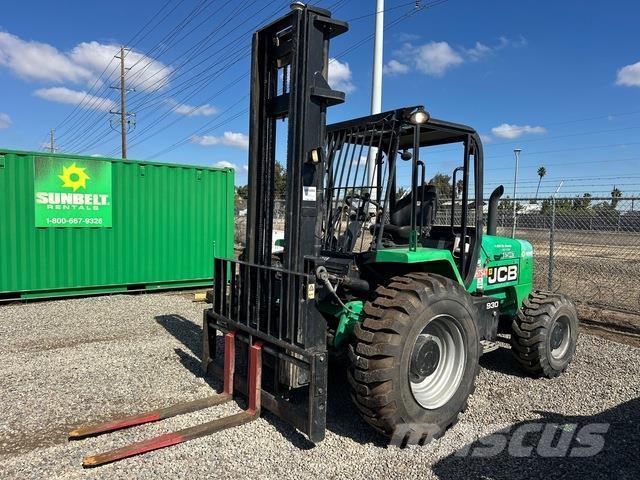 JCB 930 Visureigiai krautuvai