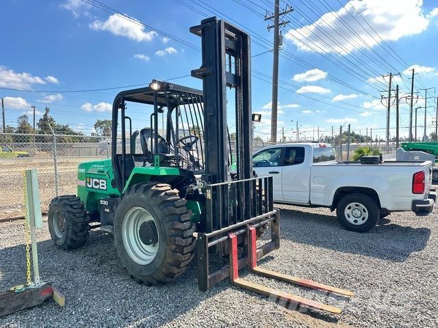 JCB 930 Visureigiai krautuvai