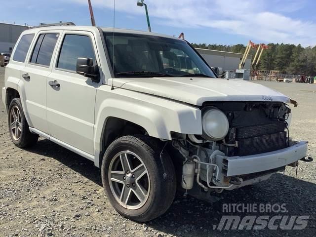 Jeep Patriot Lengvieji automobiliai