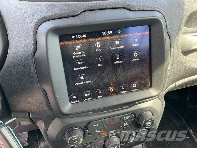 Jeep Renegade Lengvieji automobiliai