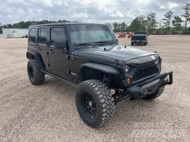Jeep Wrangler Lengvieji automobiliai