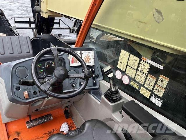 JLG 1055 Teleskopiniai krautuvai