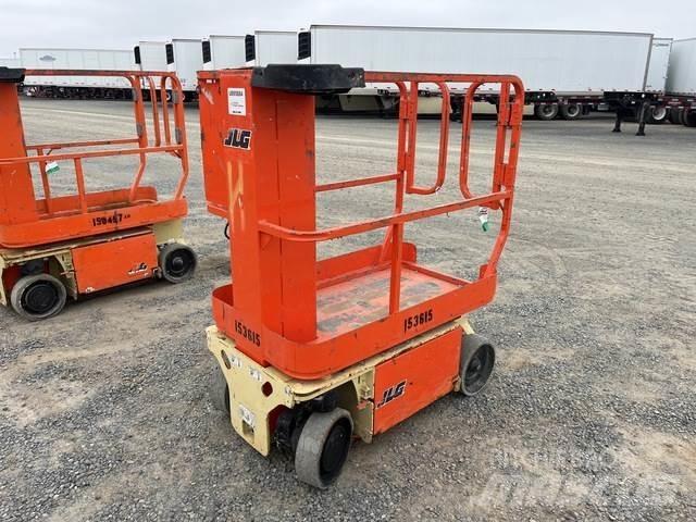 JLG 1230ES Vertikalūs stiebiniai keltuvai
