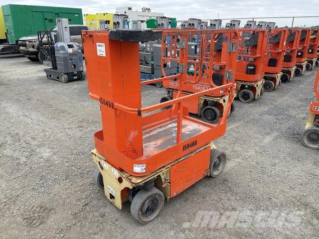 JLG 1230ES Vertikalūs stiebiniai keltuvai
