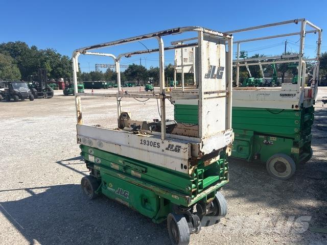 JLG 1930ES Žirkliniai keltuvai