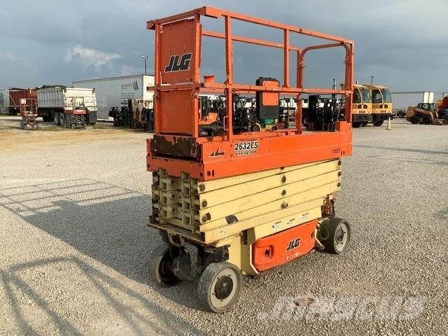 JLG 2632ES Žirkliniai keltuvai