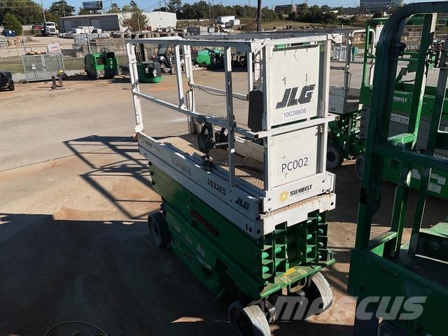 JLG 2632ES Žirkliniai keltuvai