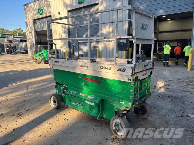 JLG 3246ES Žirkliniai keltuvai
