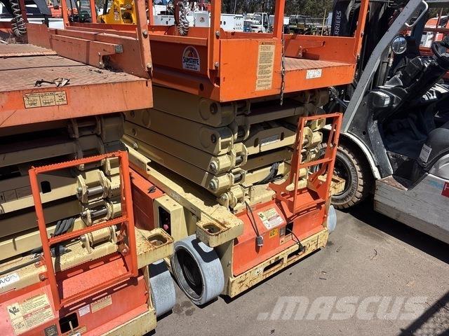 JLG 3248RS Žirkliniai keltuvai