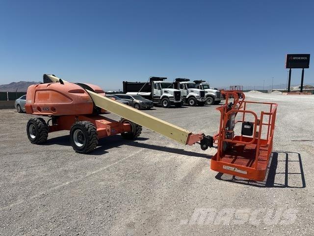 JLG 400S Teleskopiniai keltuvai