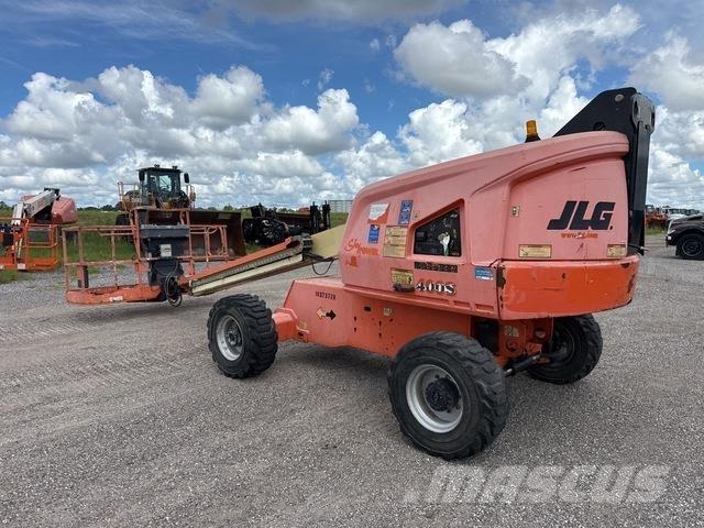 JLG 400S Teleskopiniai keltuvai