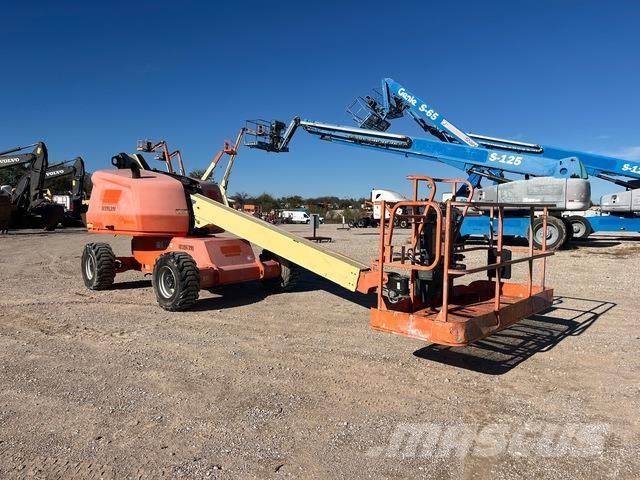 JLG 400S Teleskopiniai keltuvai