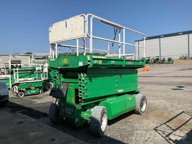 JLG 4069LE Žirkliniai keltuvai