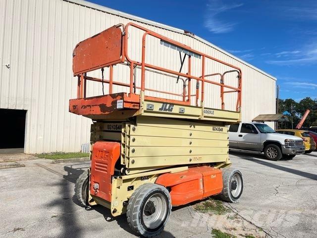 JLG 4069LE Žirkliniai keltuvai