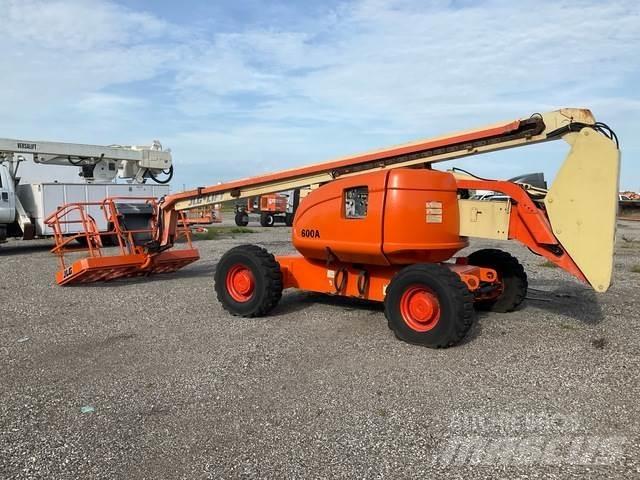 JLG 600A Alkūniniai keltuvai
