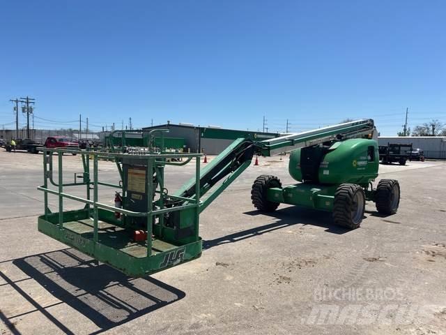 JLG 600AJ Alkūniniai keltuvai