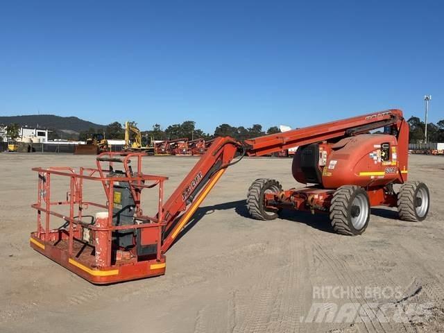 JLG 600AJ Statyba - Kita