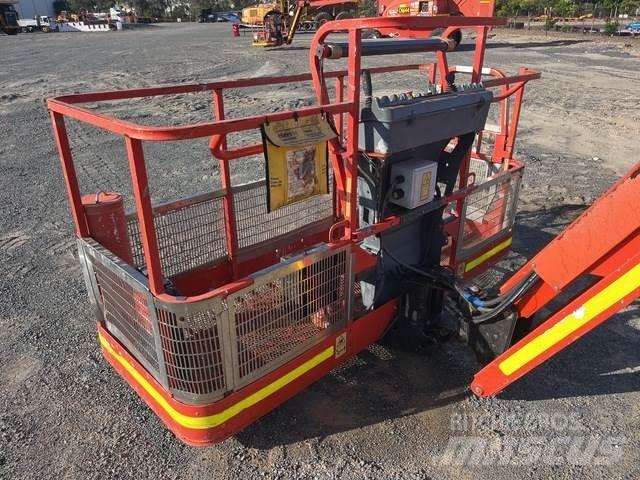 JLG 600AJ Statyba - Kita