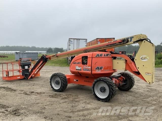 JLG 600AJ Alkūniniai keltuvai