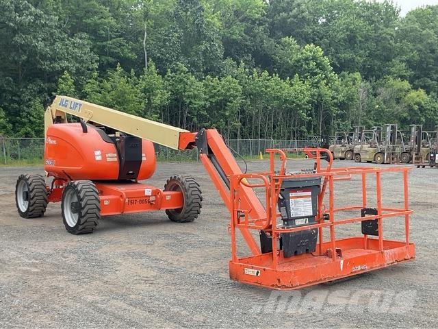 JLG 600AJ Alkūniniai keltuvai