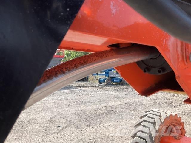 JLG 600AJ Alkūniniai keltuvai