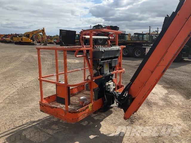JLG 600AJ Alkūniniai keltuvai