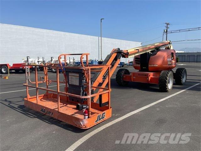 JLG 600AJ Alkūniniai keltuvai