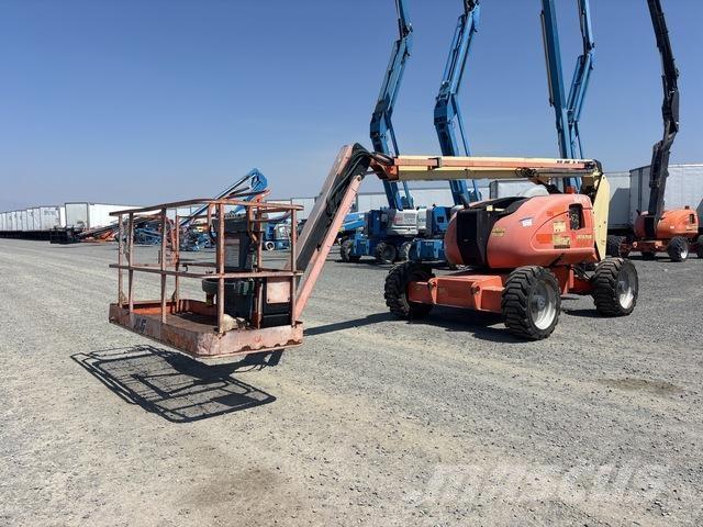 JLG 600AJ Alkūniniai keltuvai