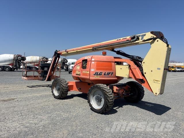 JLG 600AJ Alkūniniai keltuvai