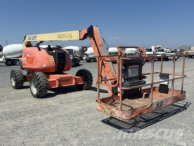 JLG 600AJ Alkūniniai keltuvai