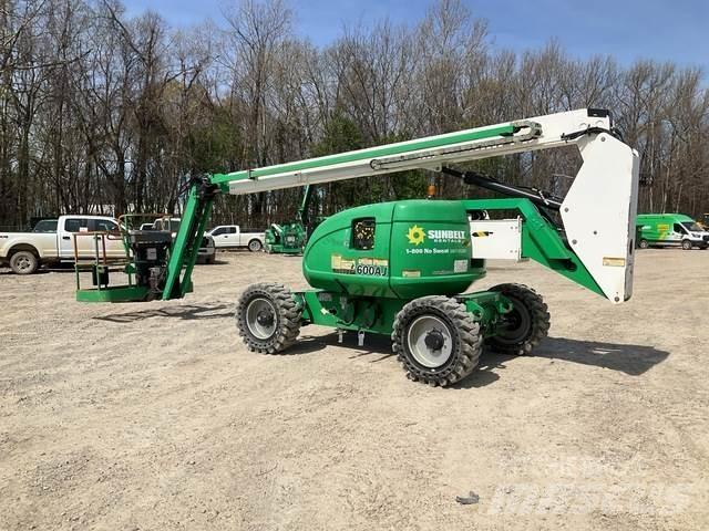 JLG 600AJN Alkūniniai keltuvai