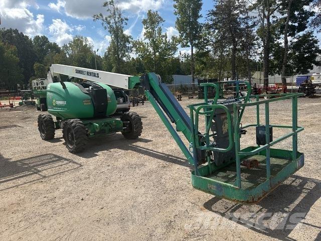 JLG 600AJN Alkūniniai keltuvai