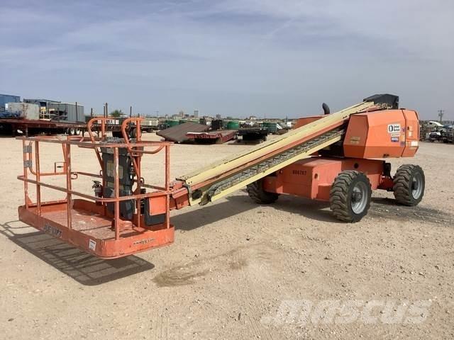 JLG 600S Teleskopiniai keltuvai