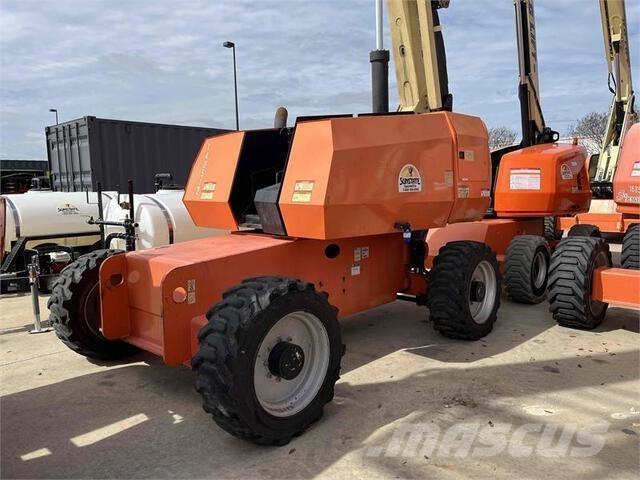 JLG 600S Teleskopiniai keltuvai