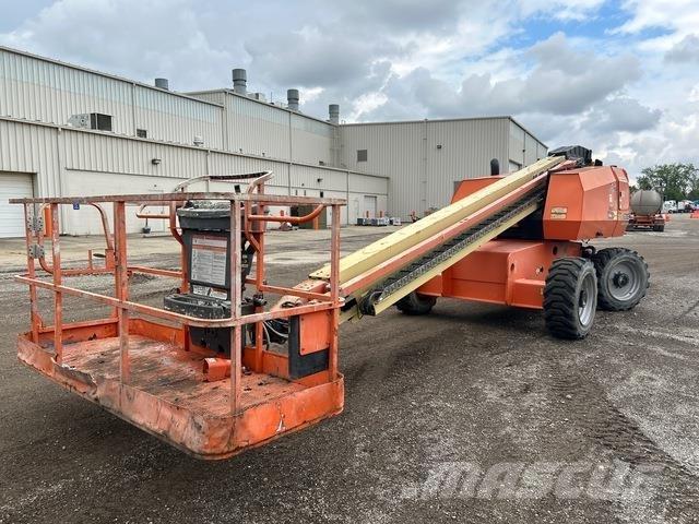 JLG 600S Teleskopiniai keltuvai
