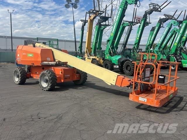 JLG 600S Teleskopiniai keltuvai