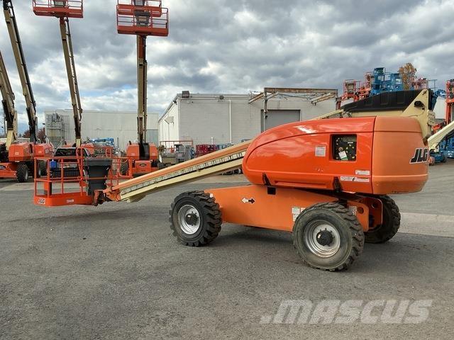 JLG 600S Teleskopiniai keltuvai
