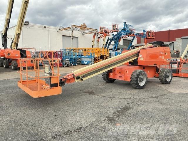 JLG 600S Teleskopiniai keltuvai