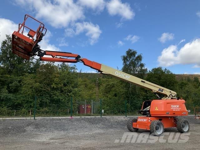JLG 660SJ Teleskopiniai keltuvai