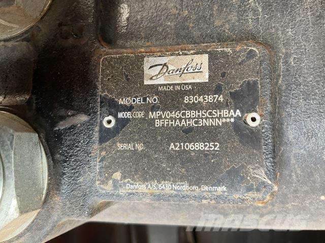 JLG 660SJ Teleskopiniai keltuvai