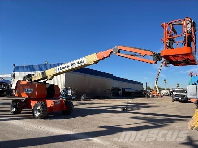 JLG 660SJ Teleskopiniai keltuvai