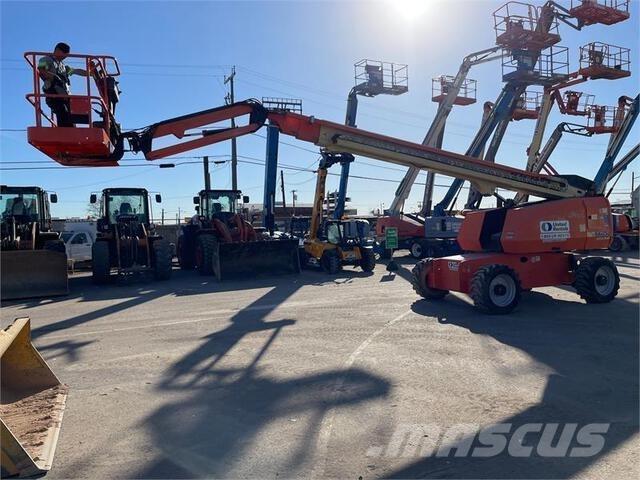 JLG 660SJ Teleskopiniai keltuvai