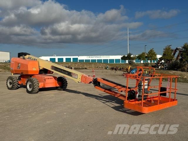 JLG 660SJ Teleskopiniai keltuvai