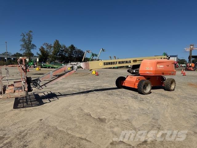 JLG 660SJ Teleskopiniai keltuvai