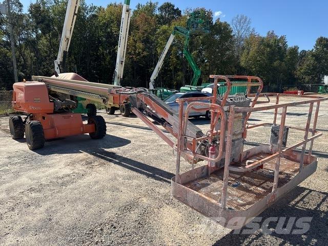 JLG 660SJ Teleskopiniai keltuvai