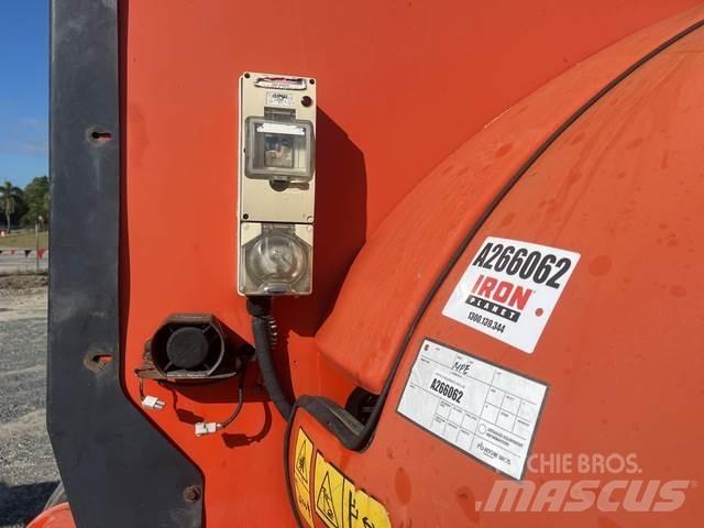JLG 800 AJ Statyba - Kita