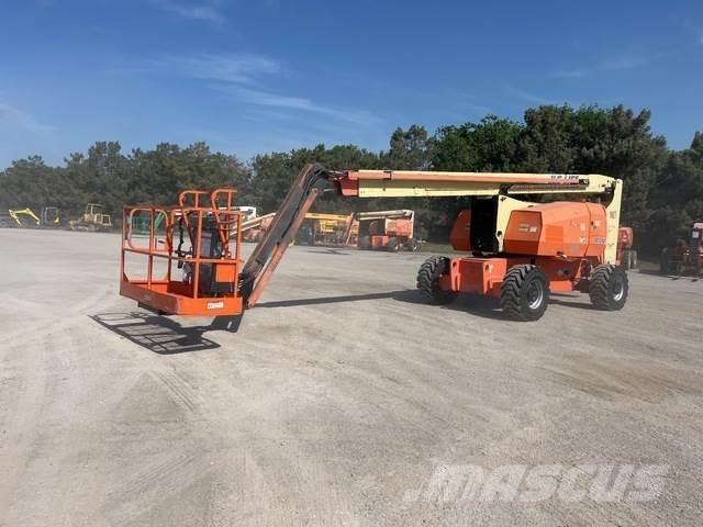 JLG 800AJ Teleskopiniai keltuvai