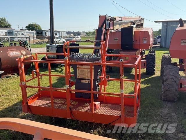 JLG 800AJ Alkūniniai keltuvai