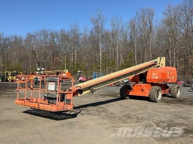 JLG 800S Teleskopiniai keltuvai